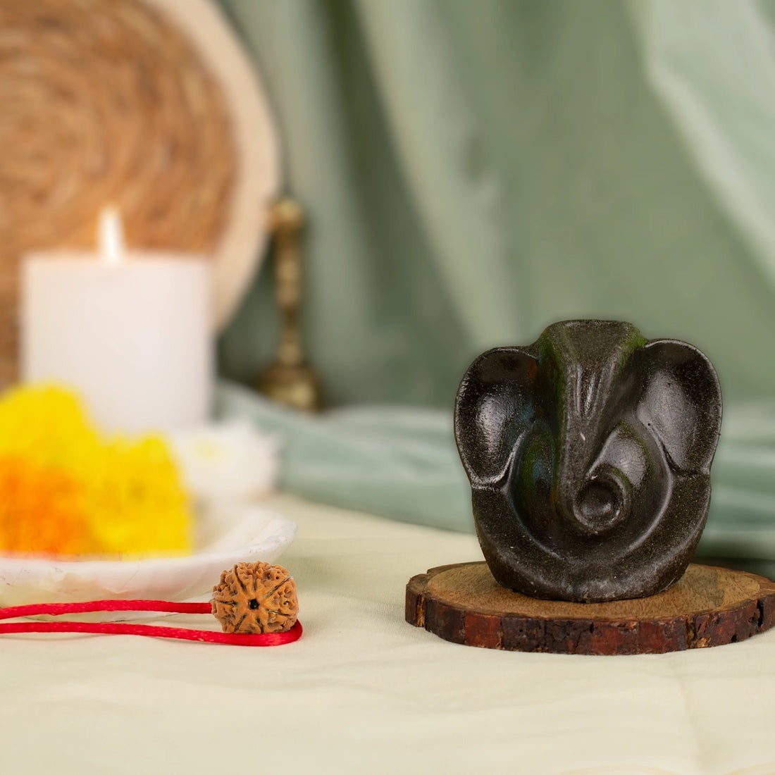 Raw pyrite Ganesh ji with 7 mukhi rudraksh